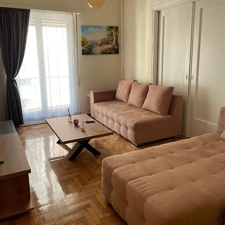 Spacious Apartment Near Panormou Metro Athènes Extérieur photo